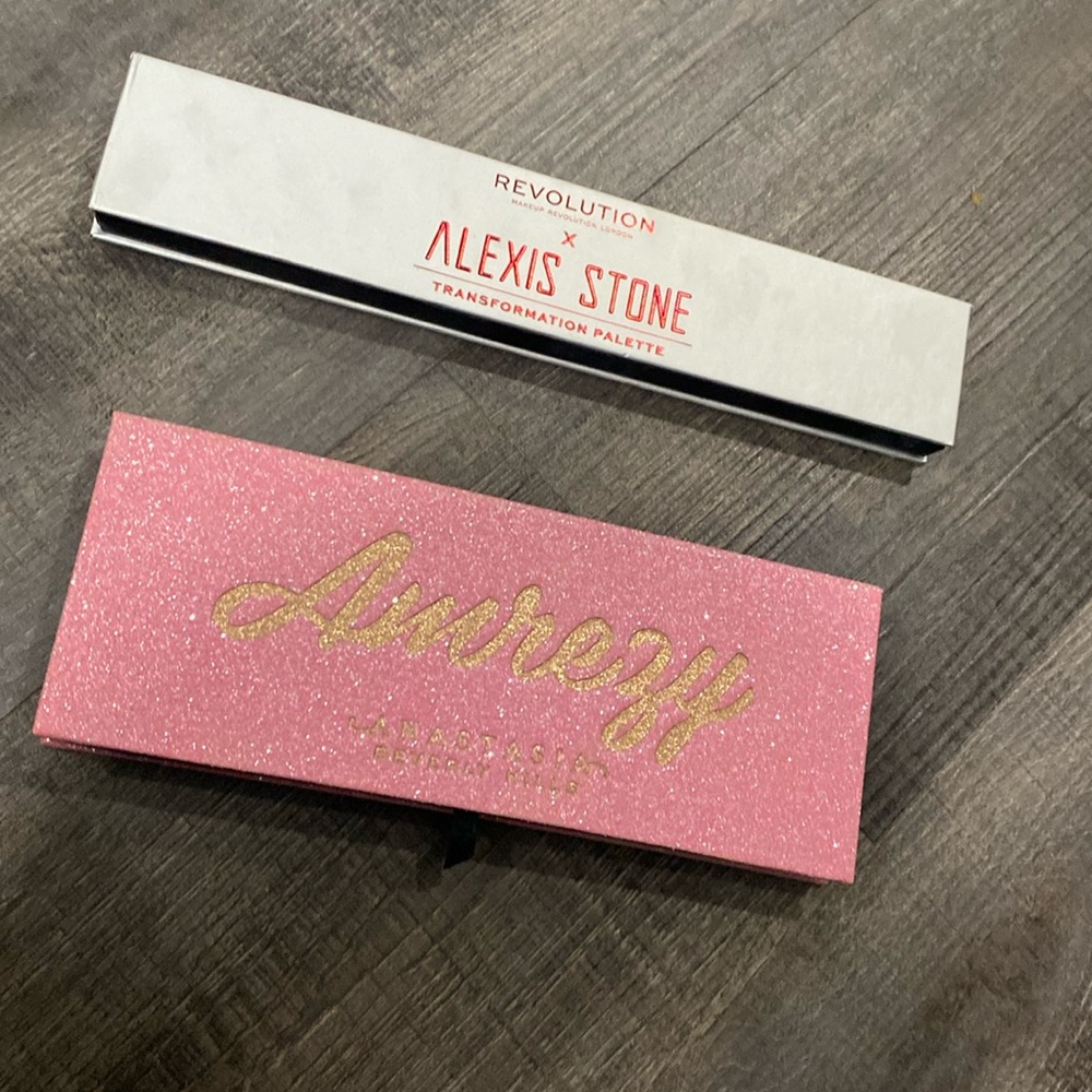 Eyeshadow Pallets